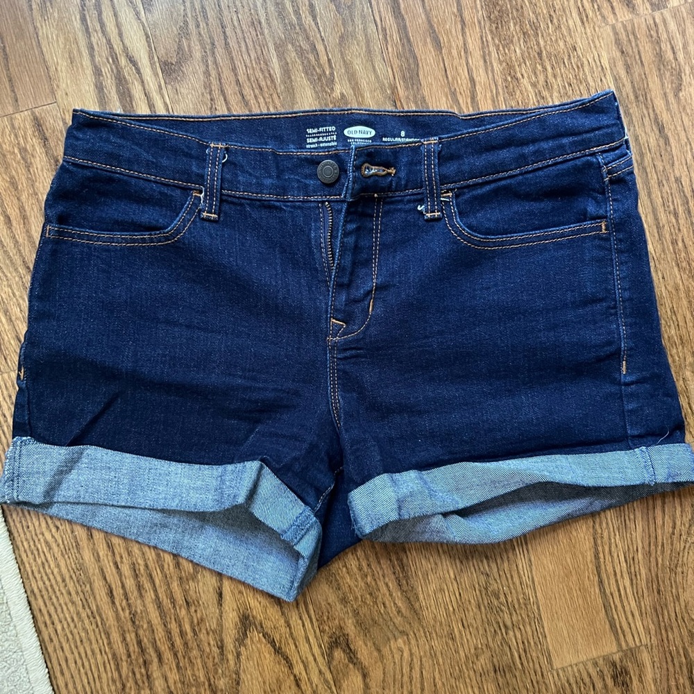 Old Navy denim shorts - Size 8, 3in